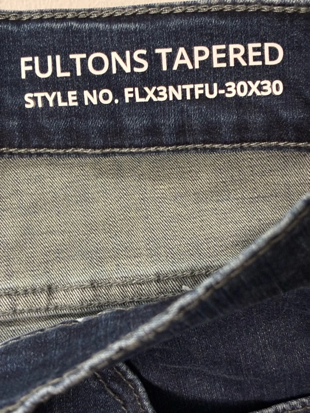 Mugsy Men’s Fulton Tapered Denim Jeans Size 30 (fits 30x27.5)